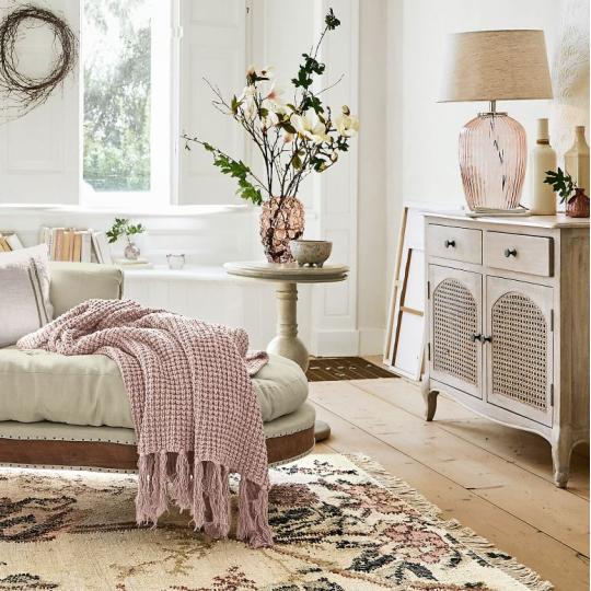 stredomorsky okruhly stolik klasicka nocna skrinka francuzska provencia rustikalne vidiecke naladenie konferencny stolik stolik konzola kvetinacka vaza stojan malovany lameridiana zariadenie stolik.jpg